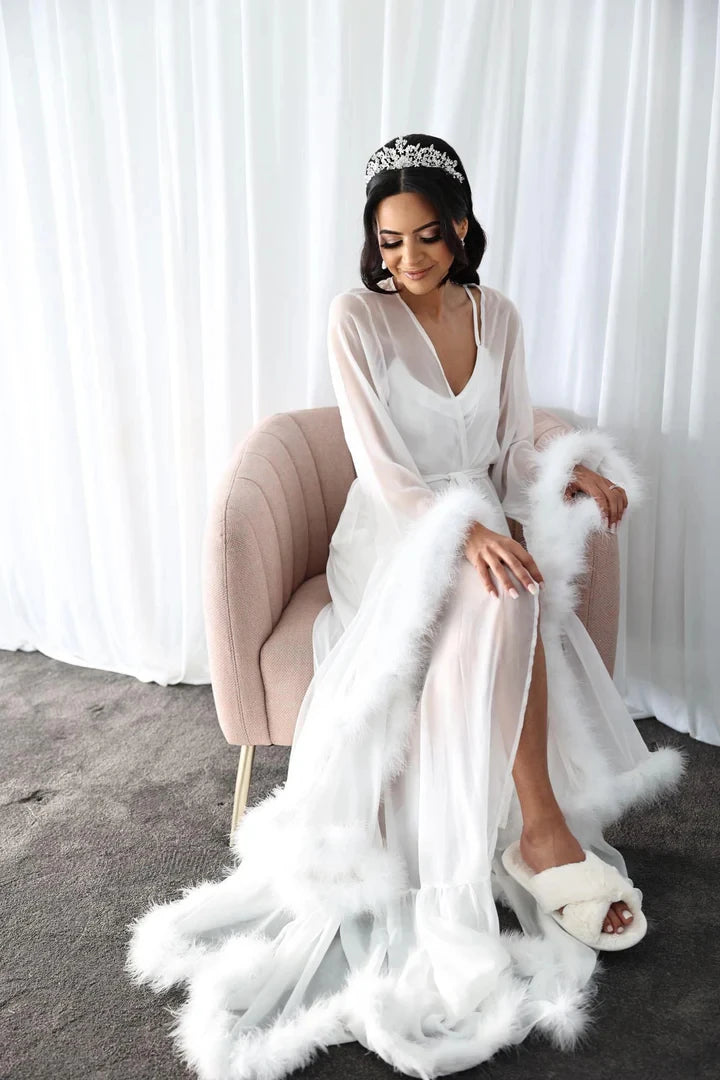 Elegant Fur Bride Wedding Robe And Nightgown Feather Long Bridal Gowns Photo shoot Maternity Dressing Gown for Photography