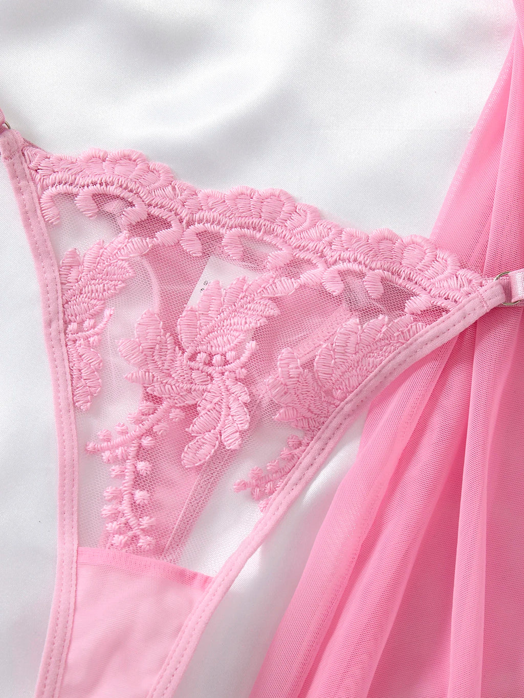 Pink sexy women's underwear: laceless panties with cutouts, sexy halter dresses, female erotic wear, naughty pajamas ZA825066