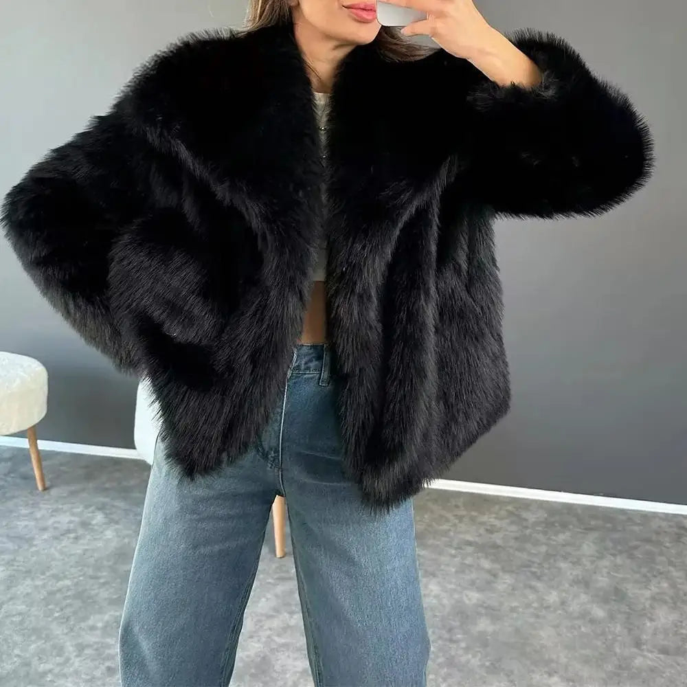 ☁️ The Soft Luxe Faux Fur Jacket