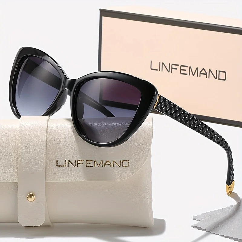 💋 The Beverly Doll Sunglasses