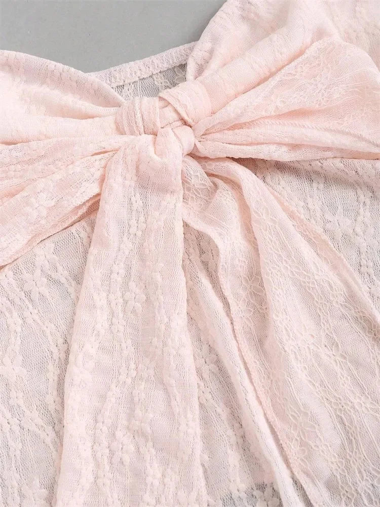 🎀 The Sweetheart Bow Halter
